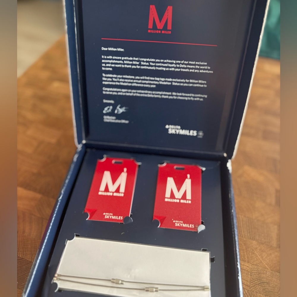 Delta Million Miler Luggage Tags - Red